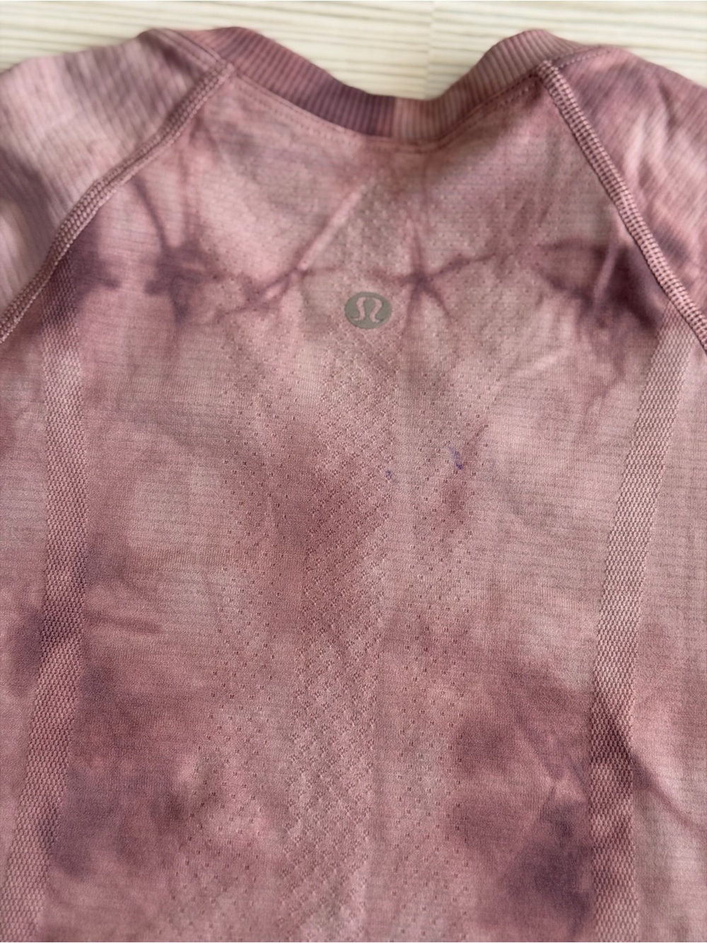 Lululemon | Swiftly Tech Shirt 2.0 In Marble Dye Vintage Plum - Size 4 - Picture 5 of 6